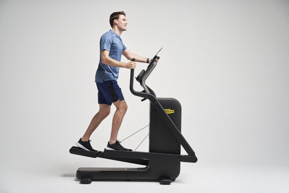 Technogym Elliptical skíðavél